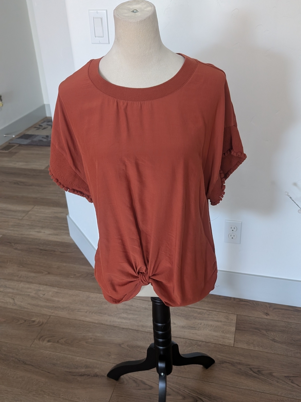 Democracy Rust Short Sleeve Knot Front Top
